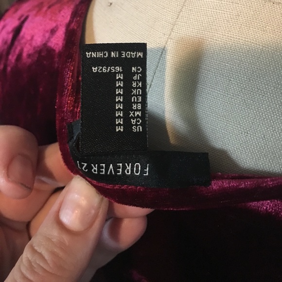 Velvet dress - Picture 3 of 3